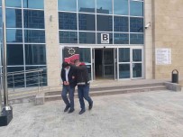 Usak'ta Süphelenilen Adamin Üzerinden 1,5 Kilo Uyusturucu Çikti