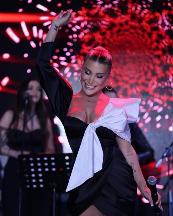 İrem Derici kural bozmadı