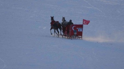 Mart Ayinda Atli Kizak Keyfi