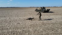 Rus Askeri Para Ödülü Karsiliginda Tankiyla Beraber Ukrayna'ya Teslim Oldu