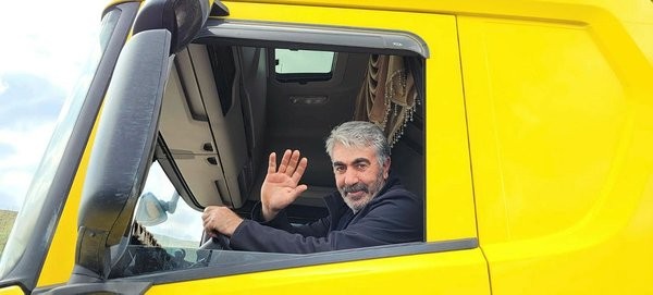 10-15 saat kuyrukta bekliyorlardı! 1915 Çanakkale Köprüsü şoförlerin çilesini bitirdi!