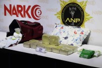 Bebek Çantasindan 7 Kilo Eroin Çikti