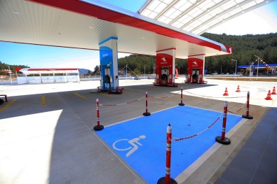 Büyüksehir Tarafindan Kurulan Akaryakit Istasyonu Hizmete Girdi