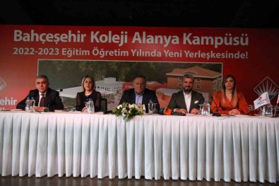 Antalya'ya Bu Yil 215 Milyon Lira Tutarinda Egitim Yatirimi Yapildi