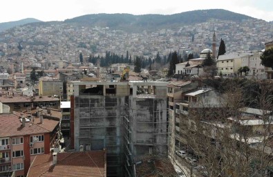 Sehrin Siluetini Bozan Binada Yikim Basladi