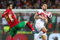 Dünya Kupasi Play-Off Yari Finali Açiklamasi Portekiz Açiklamasi 3 - Türkiye Açiklamasi 1 (Maç Sonucu)