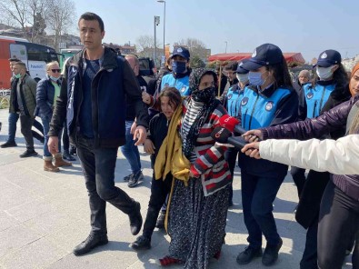 Fatih'te Yakalanan Dilenciler Önce Agladi, Sonra Göbek Atti