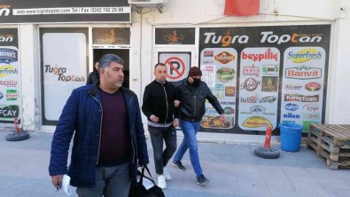 Randevu Usulüyle Çalisan Dolandirici Vatandasin Tuzagiyla Yakalandi