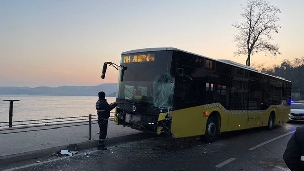 İstanbul pazar gününe İETT kazasıyla başladı! 3 yaralı