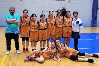 Potada Yari Finali Geçen Kizlar, Denizli'ye Sampiyonluk Getirmek Istiyor