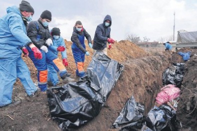 Rusya-Ukrayna savaşında toplu mezar trajedisi! Mariupol’deki mezarlar uydudan bile görünüyor!