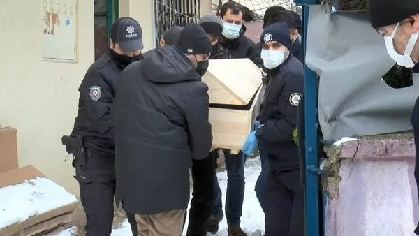 Annesini canice katledip başında sela okudu! Sözleri kan dondurdu: O deccal ben Hz. İsa'yım...