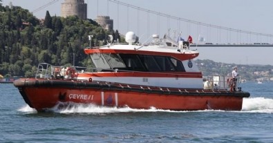 CHP'li İBB Başkanı Ekrem İmamoğlu vatandaş trafik çilesi çekerken 'Çevre 1' adlı tekneyi kendine makam aracı yaptı