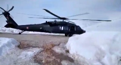Ekipler Helikopterle Bölgeye Ulasarak Elektrik Arizasini Giderdi