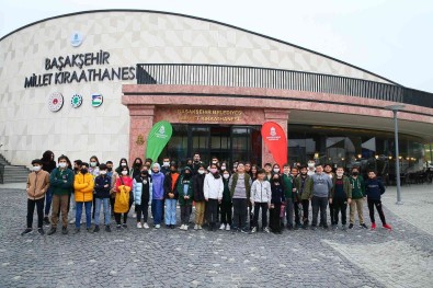 Basaksehirli Çocuklar Türkiye'nin En Büyük Millet Kiraathanesi'nde