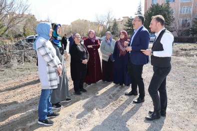 Baskan Savran Ev Ziyaretlerine Devam Ediyor