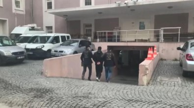 Izmir'de Nevruz Gösterileriyle Ilgili Gözaltina Alinanlara Adli Kontrol Karari