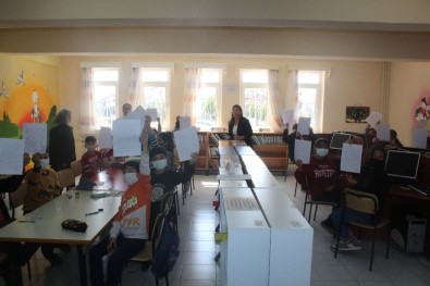 Köycegiz'de 'Ben Kütüphane Olsaydim' Konulu Yazma Etkinligi Düzenlendi