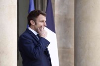 Macron, Fransa Cumhurbaskanligina Yeniden Aday Oldu