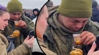 UKRAYNA - Ukraynalı kadınlar teslim olan Rus askerine yemek verdi! Rus askeri gözyaşlarını tutamadı...