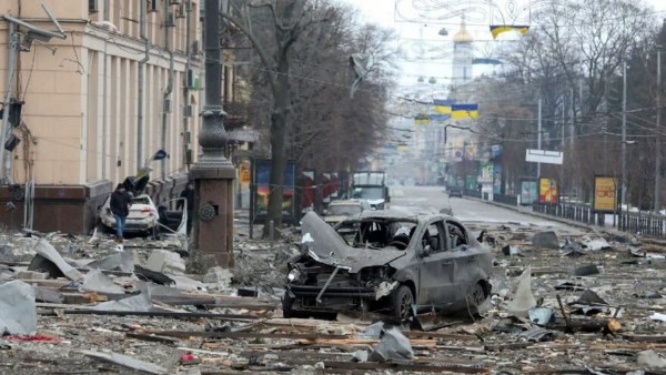 Harabe şehir: Harkov! Bombardıman sürüyor! İşte bölgeden dehşet görüntüleri...