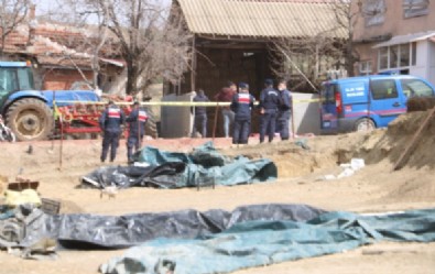 Edirne'de aynı aileden 4 kişi evde silahla vurulmuş halde bulunmuştu... 1 milyon liralık altın detayı...