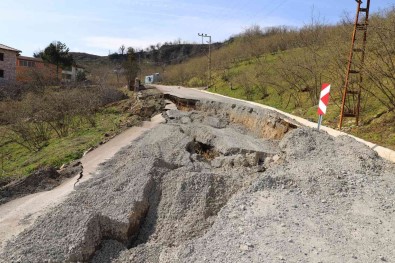 Ordu'da 256 Yol Aginda Heyelan Meydana Geldi