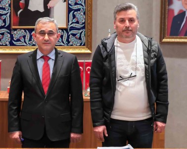 Ramazan Pidesi Kütahya Halk Ekmek Büfelerinde 5,5 TL'den Satilacak