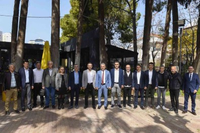 Adalya Vakfi'ndan Ögrencilere Maddi Destek