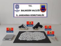 Balikesir'de Uyusturucu Operasyonu 5 Gözalti