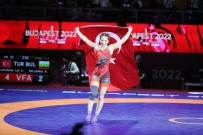 Evin Demirhan Yavuz Açiklamasi 'Dünya Sampiyonasi'nda Üçüncülük Madalyasini Altina Çevirecegim'