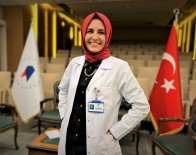 'Iftar Ile Sahur Arasinda 2,5 Litre Su Içilmeli'