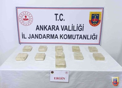 Jandarmanin Operasyonlarinda 5 Kilo 500 Gram Eroin Ele Geçirildi