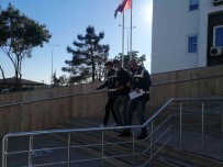 Kiskançlik Sebebiyle Esini 15 Yerinden Biçaklayan Kocaya 11 Yil 3 Ay Hapis