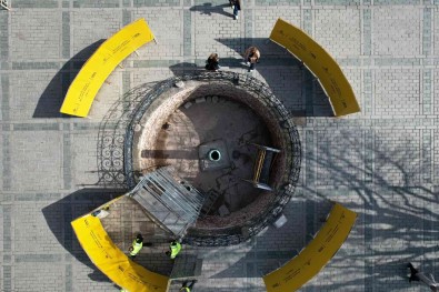 Sultanahmet Meydani'ndaki Yilanli Sütun Restore Ediliyor