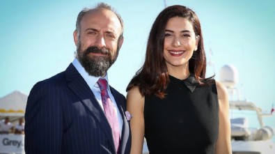 Bergüzar Korel ile Halit Ergenç Londra'ya yerleşti! İşte ünlü çiftin yeni evi...