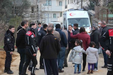 Istinat Duvari Çöktü, Vatandaslar Büyük Korku Yasadi