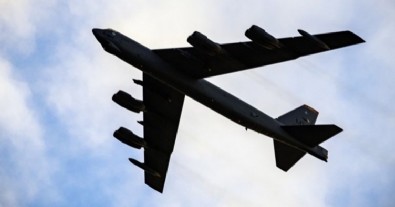 Rusya Ukrayna savaşında ABD’den yeni hamle! Bombardıman uçakları havalandı!