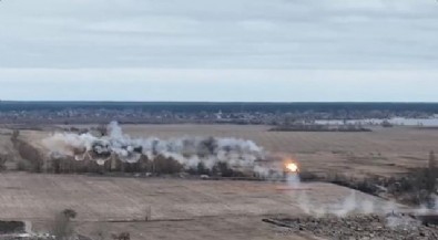 Ukrayna Savunma Bakanlığı paylaştı! Rus helikopteri böyle düşürüldü