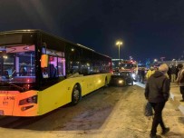 Zeytinburnu'nda Ehliyetsiz Sürücü Faciasi Açiklamasi 3 Yarali