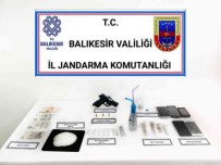 Ayvalik'ta Jandarmadan Uyusturucu Kullanicilarina Operasyon