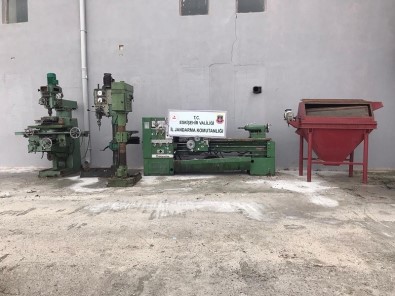 15 Tonluk Makineleri Çalan 3 Süpheliyi Jandarma Yakaladi