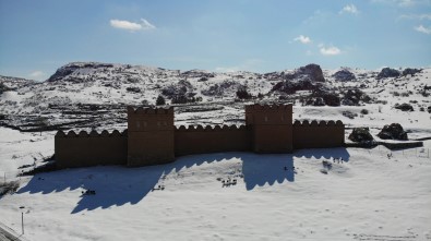 'Dünyanin Bellegi' Hattusa Kar Altinda