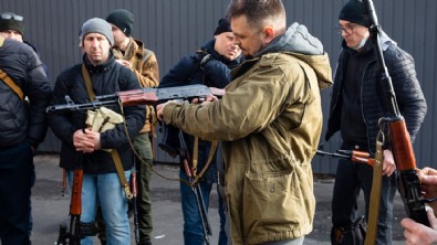 Rusya'nın Ukrayna'yı işgaline karşı 52 ülkeden 20 bin gönüllü savaşçı geldi!