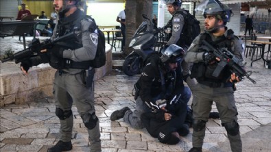 İsrail polisi Filistinli genci vurdu!