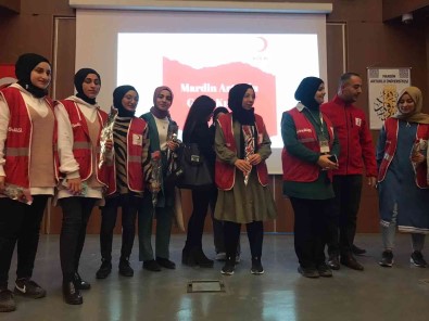 Mardin'de 8 Mart Dünya Kadinlar Günü 6 Dilde Kutlandi