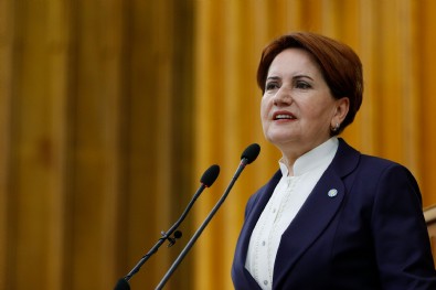 Meral Akşener 8 Mart Kadınlar Günü'nü kutlarken erkeklere hakaret etti! Küfürbaz Lütfü Türkkan'a tek kelime etmedi!