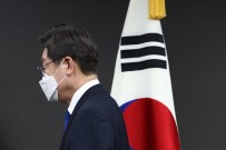 Güney Kore'nin Yeni Cumhurbaskani Muhalefetin Adayi Yoon Suk-Yeol Oldu