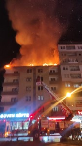 Trabzon'da Çati Yangini Korkuttu