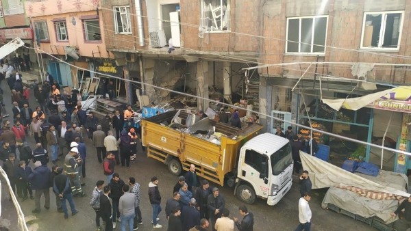 Gaziantep'te korkutan patlama! Enkaz kaldırma çalışmaları sürüyor!